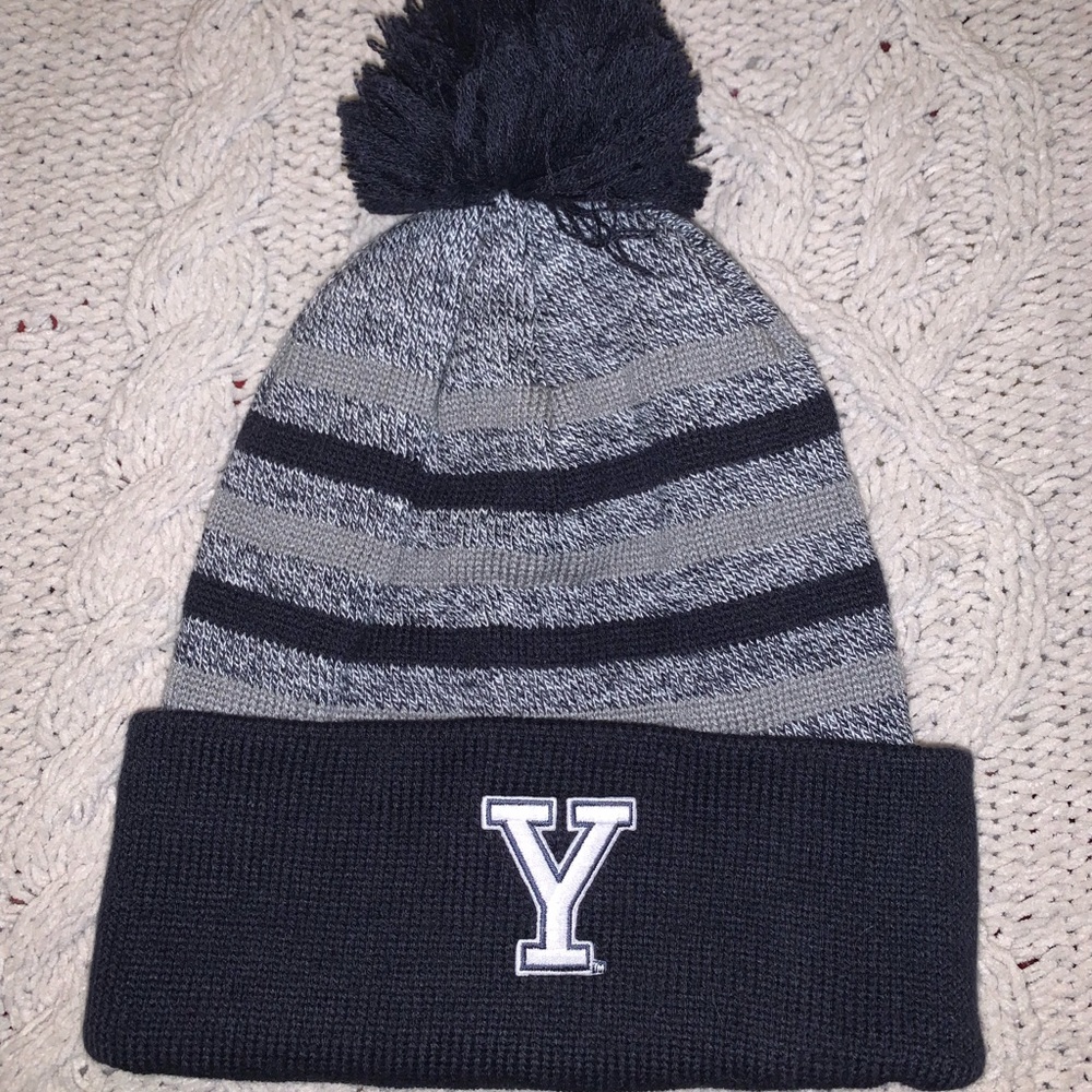 Yale hat / beanie